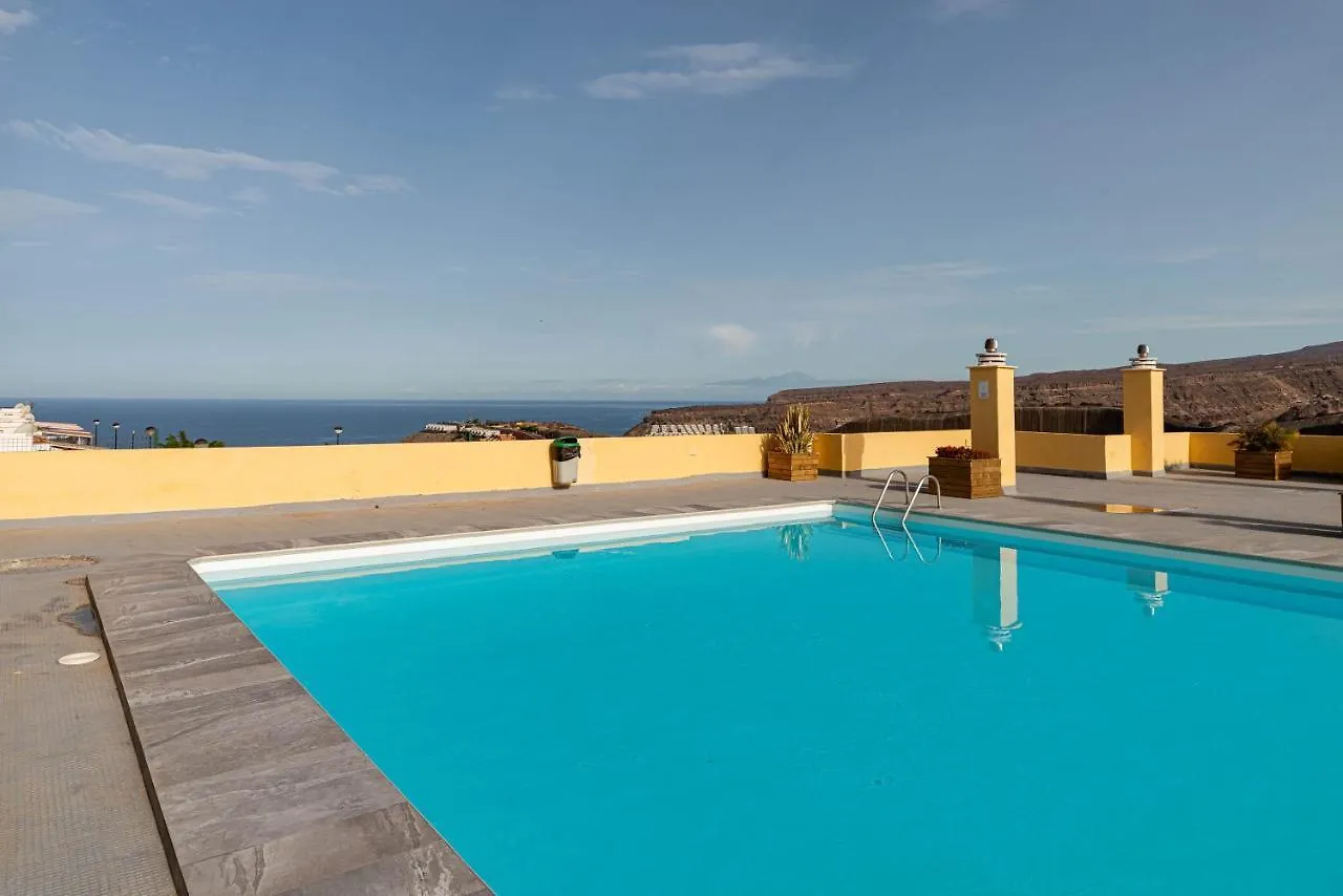 Lightbooking Playa De Amadores La Concha Puerto Rico  Apartment