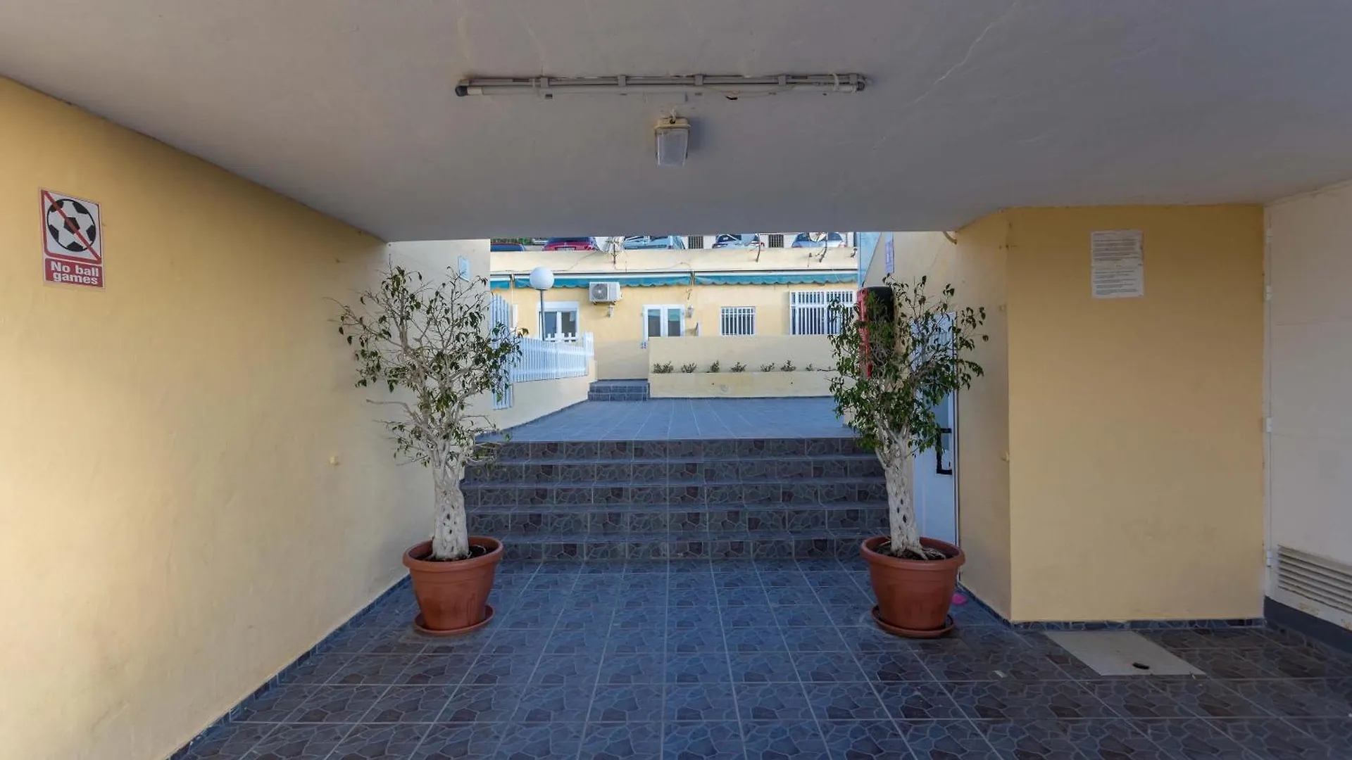 Lightbooking Playa De Amadores La Concha Puerto Rico  Apartment